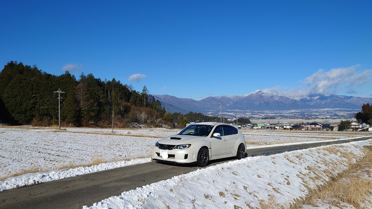 インプレッサ WRX STIのドライブ・GRB GRF GVB GVF・雪に関するカスタム事例の投稿画像1枚目