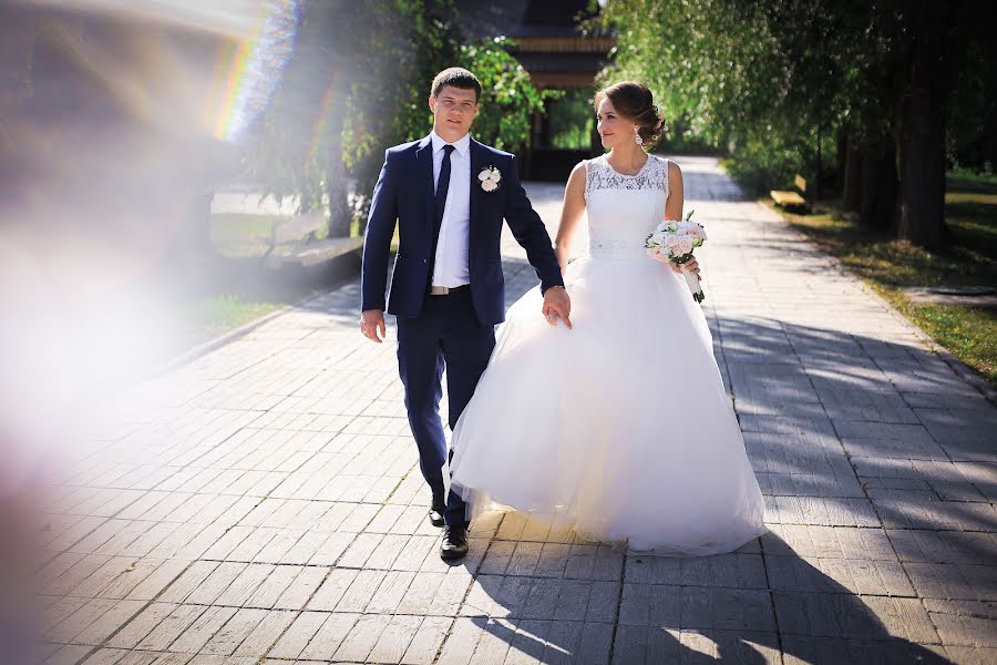 ช่างภาพงานแต่งงาน Vadim Arzyukov (vadiar) ภาพเมื่อ 9 มีนาคม 2016