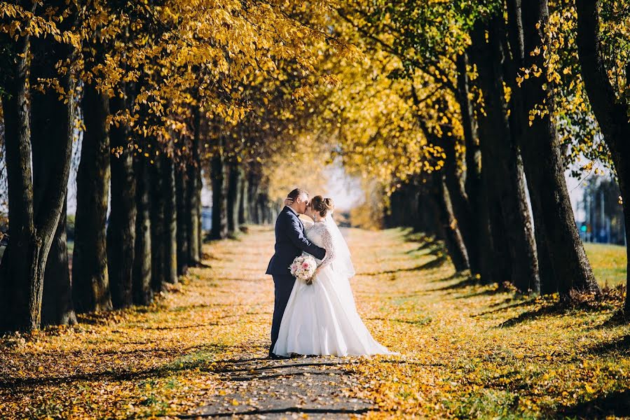 Wedding photographer Natallia Zaleskaya (zalesskaya). Photo of 16 October 2018