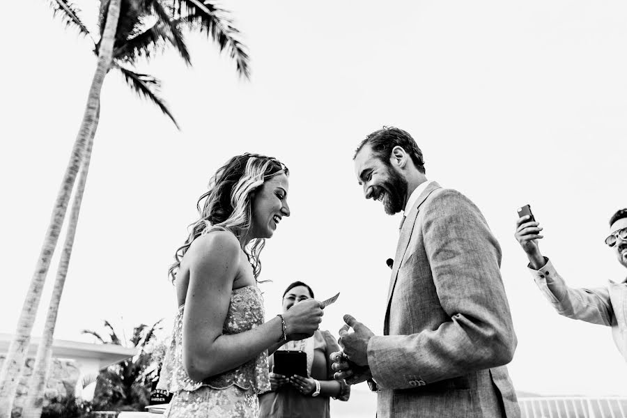 शादी का फोटोग्राफर Jean Pierre Michaud (acapierre)। मई 12 2017 का फोटो