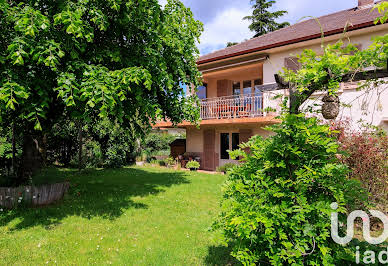 House with pool and terrace 2