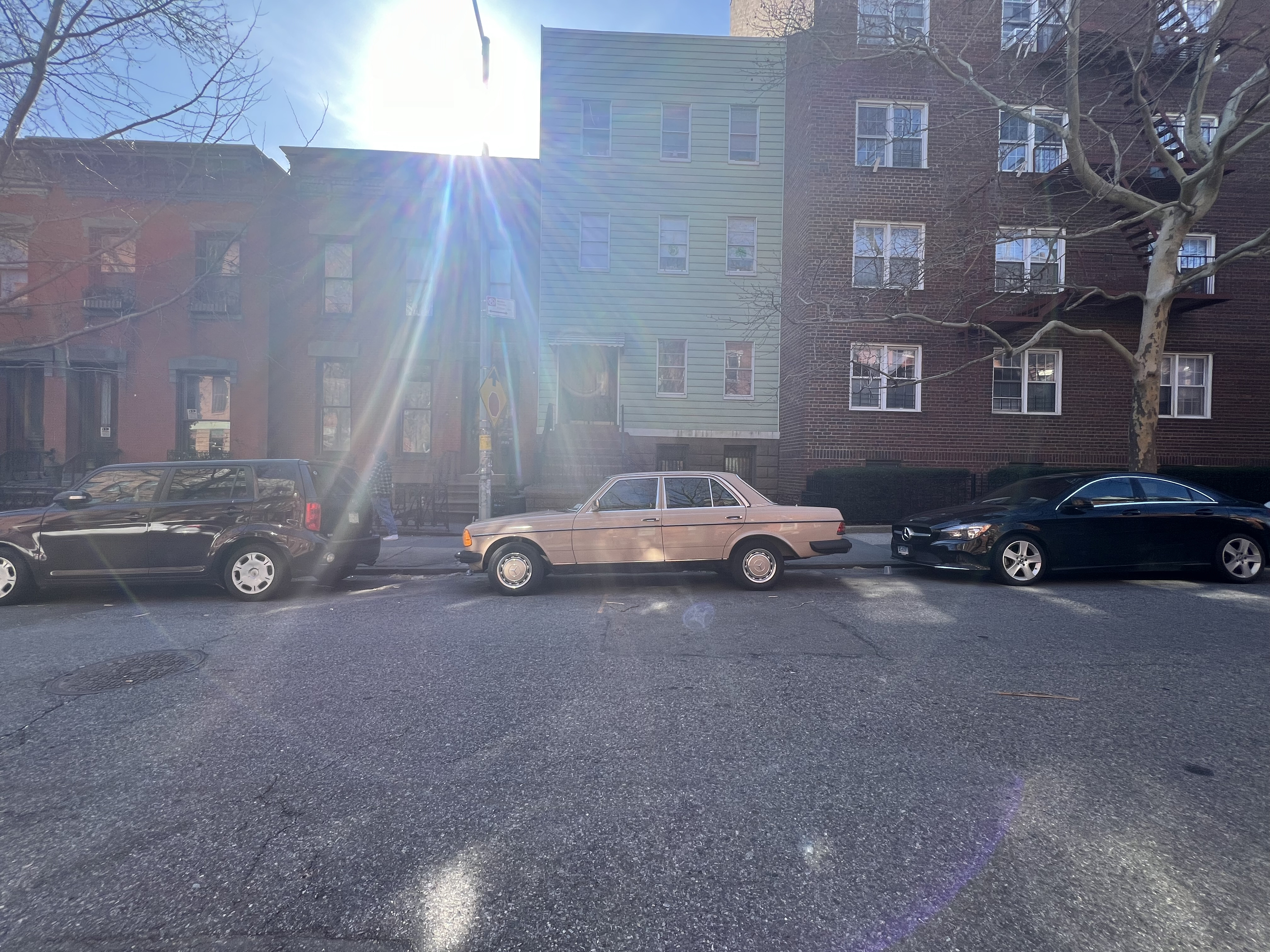 Mercedes 240d Hire Brooklyn