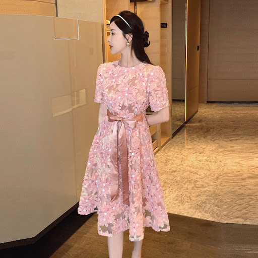 Title 6, Heavy Embroidery Sequins Three-dimensional Flow...