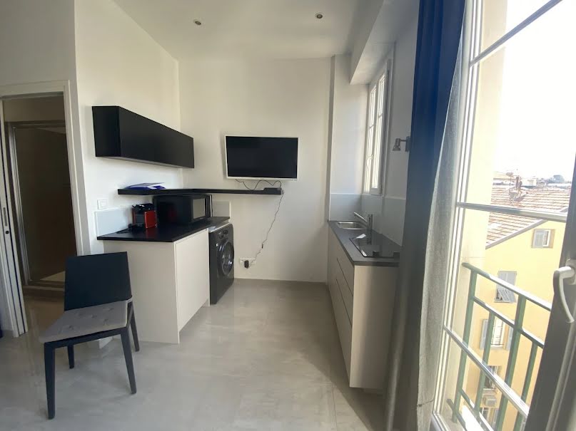 Location  appartement  21.38 m² à Nice (06000), 750 €
