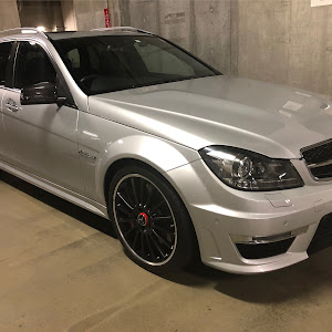 Cクラスステーションワゴン C63