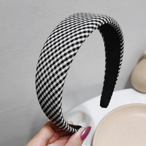 Title 5, Net Red Wide-brimmed Sponge Hat, a simple go-ou...