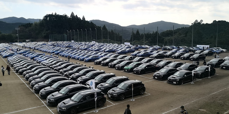 WRX STIのWRXファンミーティング・２２Ｂ・ニュルマシンに関するカスタム事例の投稿画像4枚目