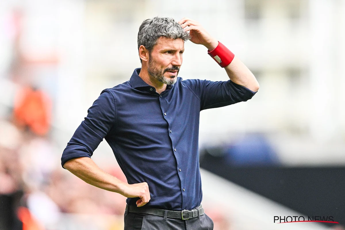 Van Bommel estime que l'Antwerp est "presque imbattable"