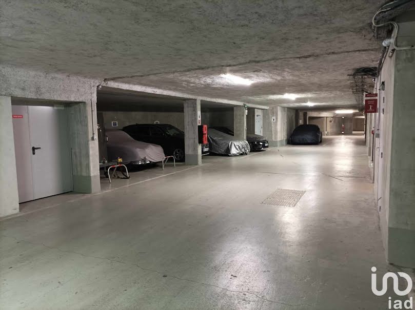 Vente parking  16 m² à Quincy-sous-Sénart (91480), 8 900 €