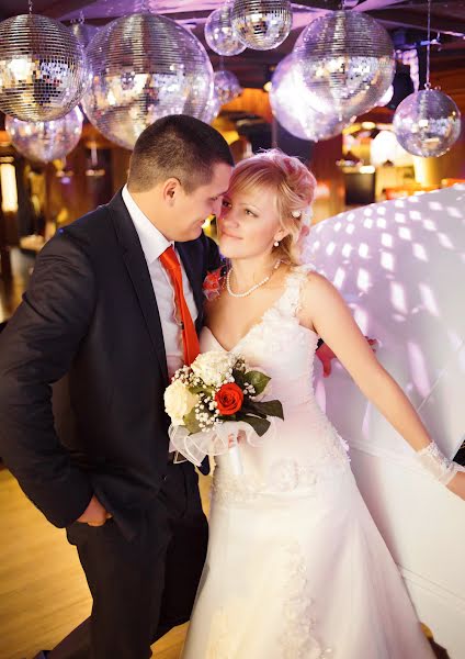 Fotógrafo de casamento Aleksandr Popov (nochgorod). Foto de 8 de abril 2015