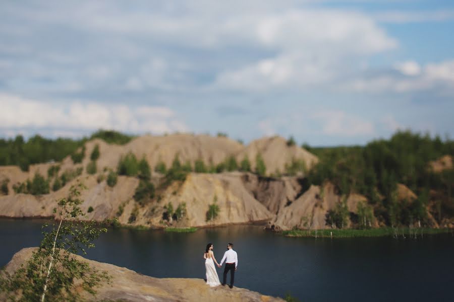 Fotógrafo de casamento Oksana Kuchmenko (milooka). Foto de 29 de junho 2017