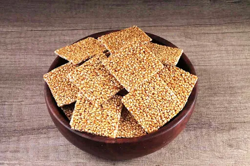 Til Pista Chikki 200Gms