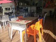 Jugraj Punjabi Dhaba photo 1