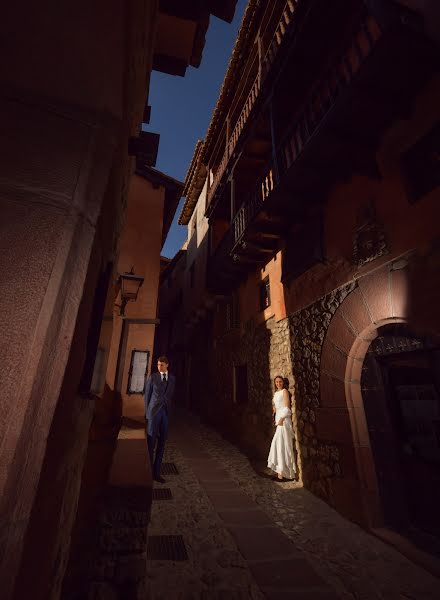 Fotógrafo de casamento Lorenzo Ruzafa (ruzafaphotograp). Foto de 26 de outubro 2020