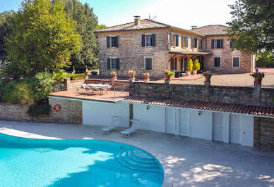 Villa avec piscine en bord de mer 2