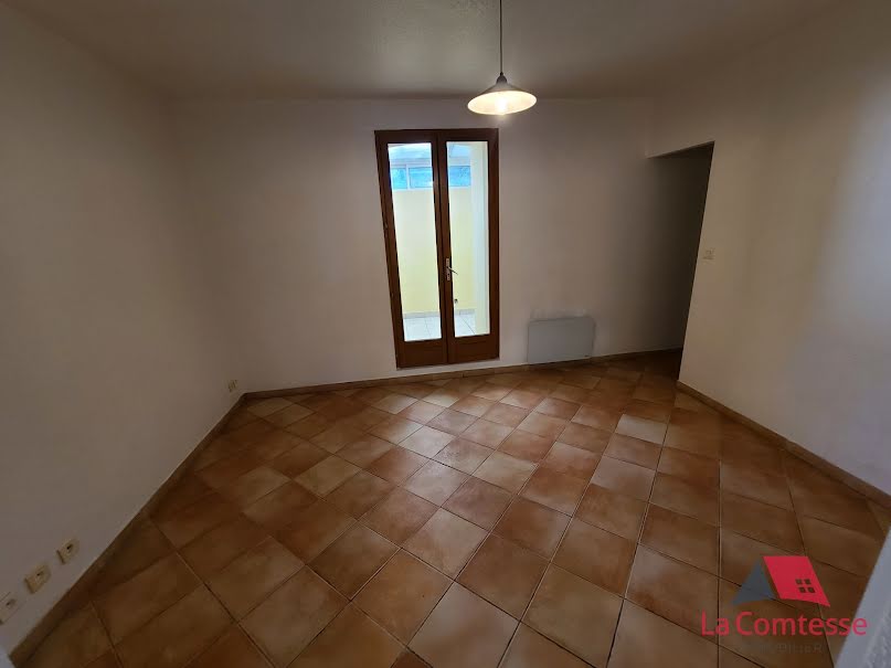 Location  appartement 2 pièces 31 m² à Marseille 9ème (13009), 640 €