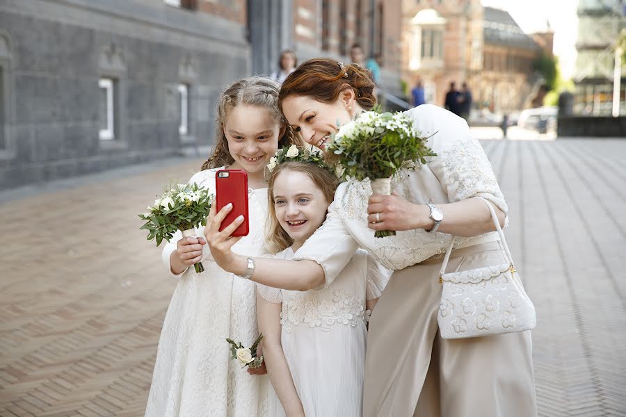 Fotograf ślubny Monica Hjelmslund (hjelmslund). Zdjęcie z 22 czerwca 2018