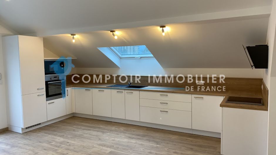 Location  appartement 4 pièces 88.59 m² à Corenc (38700), 1 550 €