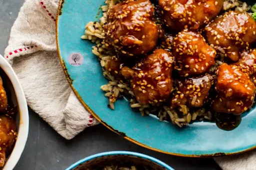 Crispy Honey Sesame Chicken