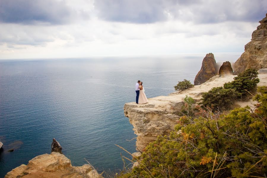 Fotógrafo de casamento Ivan Ugryumov (van42). Foto de 1 de dezembro 2020