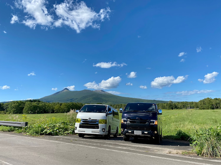 ハイエースの城岱スカイライン・駒ケ岳とコラボ・同車種は楽しい🎵・大沼ツーリング・ハイエース4WDコラボに関するカスタム事例の投稿画像1枚目