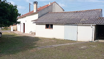 maison à Gémozac (17)