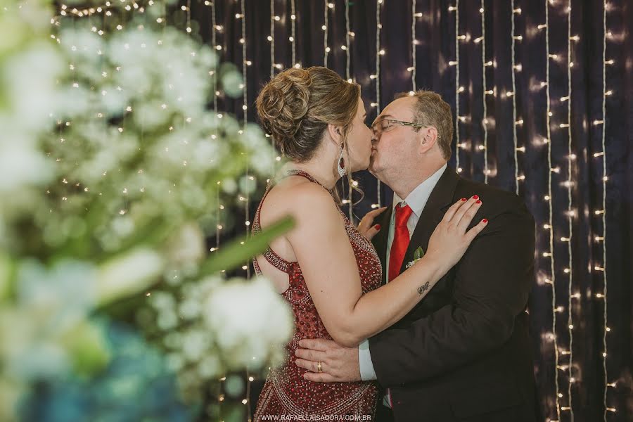 Fotógrafo de casamento Rafaella Isadora (rafaellaisador). Foto de 28 de março 2020