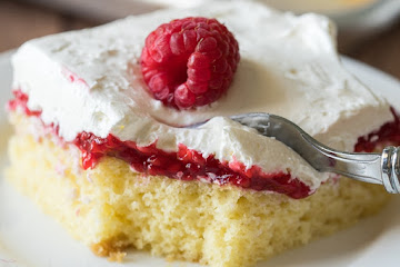 Vanilla Raspberry Sheet Cake Recipe