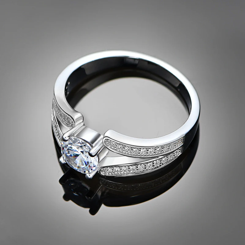 Anillo de zirconita V-Edge S925 plata esterlina, nuevo estilo de moda. Elegancia y brillo para lucir en cualquier ocasión.