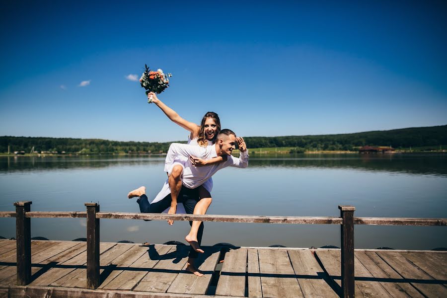 Fotografo di matrimoni Dmitriy Lavrov (lavrovdima). Foto del 20 agosto 2016