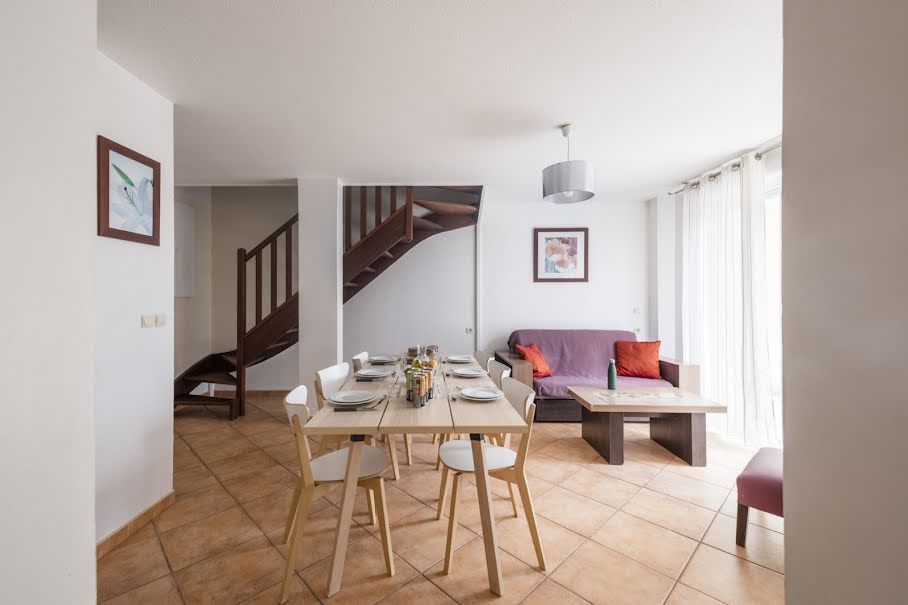 Vente villa 3 pièces 52.48 m² à Rousset (13790), 97 200 €