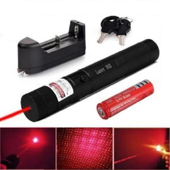 Đèn Pin Laser 303 Ánh Sáng Xanh Lá Hoặc Đỏ Chiếu Xa Cực Mạnh, Kèm Phụ Kiện Chiếu Sao Vạn Hoa Và Pin Sạc