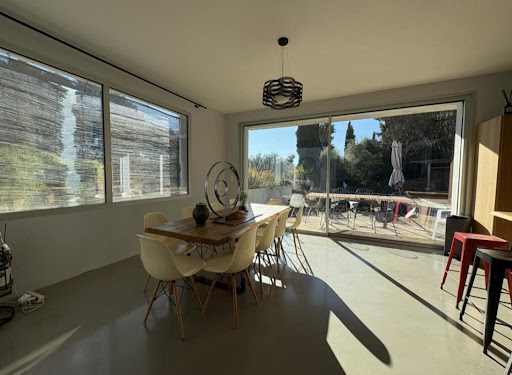 Maison avec piscine et terrasse 2