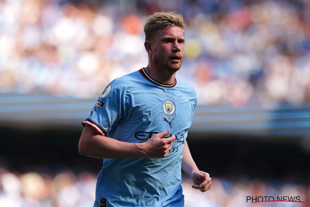 📷 Sept ans après son arrivée à Manchester City, De Bruyne chambre un journal anglais