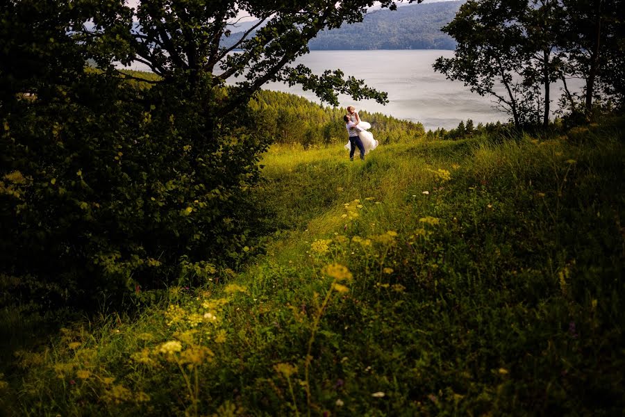 Fotografer pernikahan Breniuc Radu (raduu). Foto tanggal 22 Agustus 2018