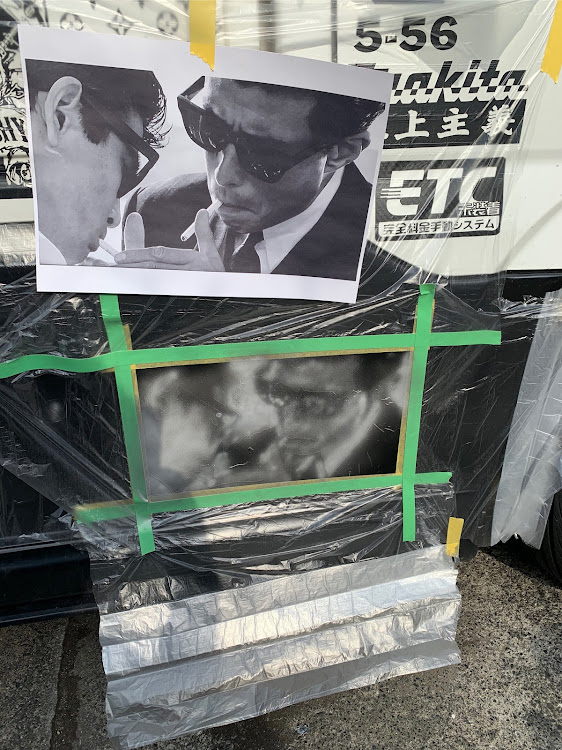 キャリイトラックのあぶない刑事・エアブラシアートに関するカスタム事例の投稿画像2枚目