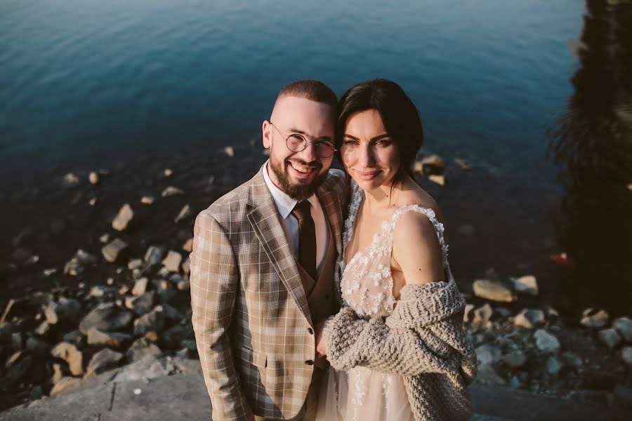 Fotógrafo de casamento Aleksandr Khalabuzar (a-kh). Foto de 24 de abril 2019