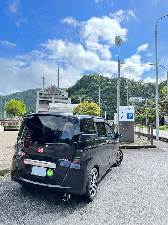 フリードスパイクの医療従事者に感謝・HONDA The Power of Dreams・合角ダム・雨災害に遭われた地方の方々にお見舞い申し上げますに関するカスタム事例の投稿画像1枚目