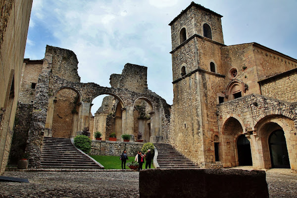 Sito archeologico chiesa e abazia del Goleto di carlo fierro