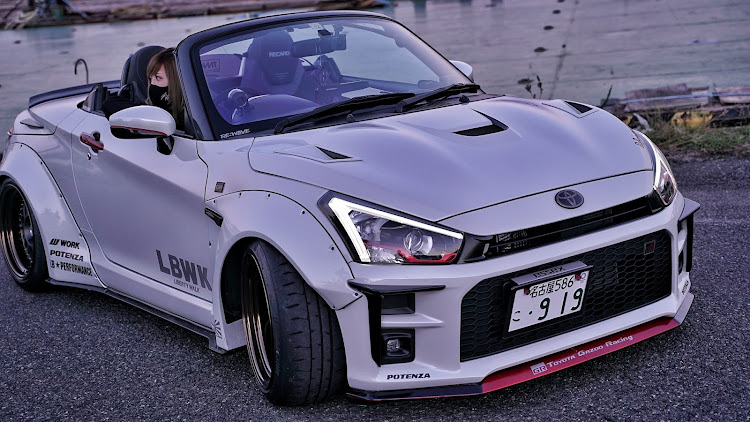コペンのGR・世界に１台・嫁さんの車・LB★WORKSに関するカスタム事例の投稿画像3枚目