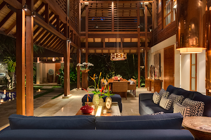 An Elegant and Stylish Windu Sari Villa