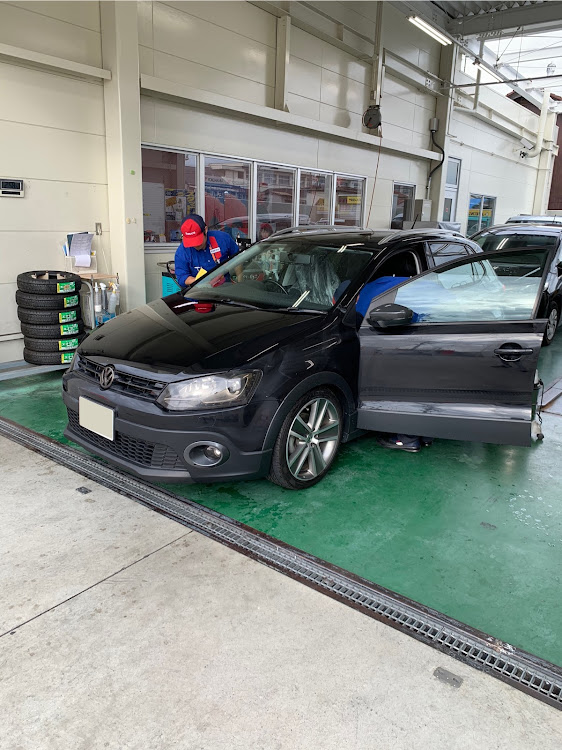 クロスポロの洗車・雨予報なのに洗車に関するカスタム事例の投稿画像1枚目
