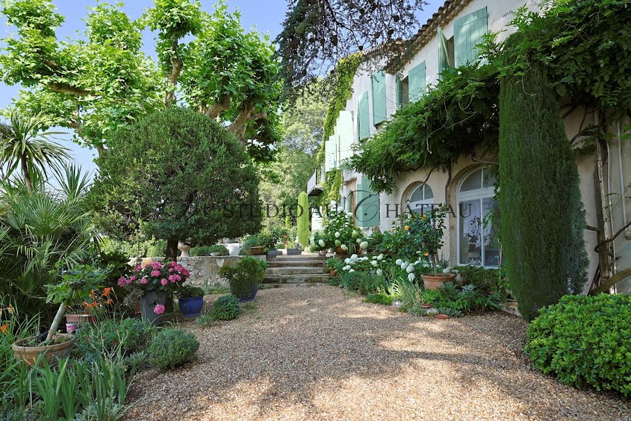 Vente maison 12 pièces 378 m² à Aix-en-Provence (13090), NaN €