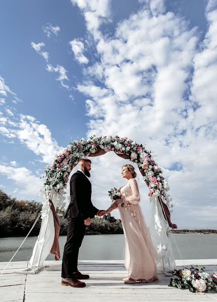 Fotograful de nuntă Maksim Burkovskiy (burkovsky). Fotografia din 17 aprilie