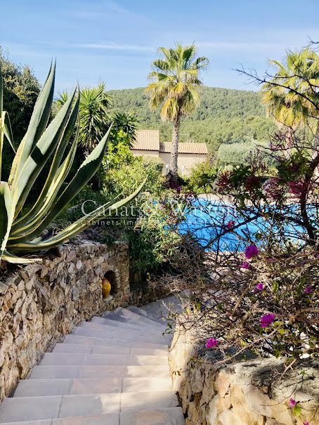 Vente villa 8 pièces 320 m² à Bandol (83150), 1 820 000 €