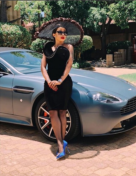 Away from showbiz,Kelly Khumalo is a regular girl with ordinary people’s fears and mannerisms.