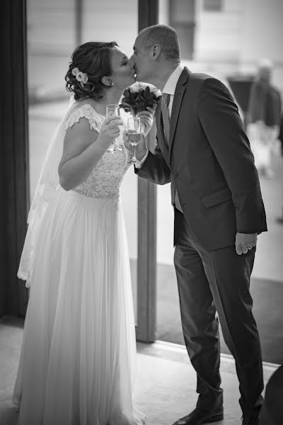 婚禮攝影師Cristian Stoica（stoica）。2017 12月30日的照片