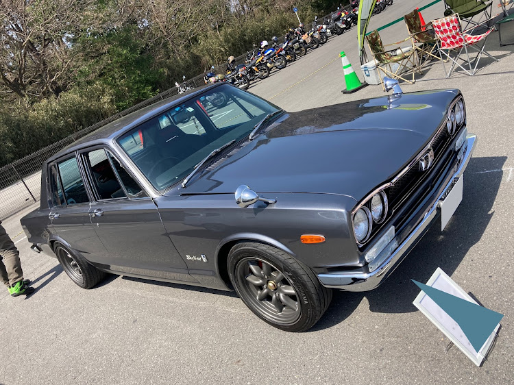 サニートラックの毎回いいねありがとう😊😁🤗🙏❣️・私的にいいね〜🏍🛵🚗🚙🛻😊🤗👍❣️・イベント会場駐車場のギャリーの車も👍・DATSUN 高速有鉛に関するカスタム事例の投稿画像10枚目