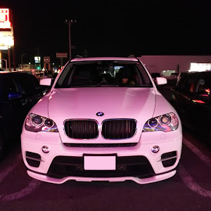 X5 E70