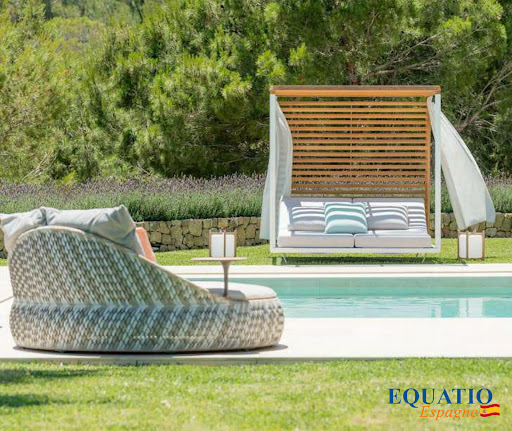 Maison avec piscine et jardin 5